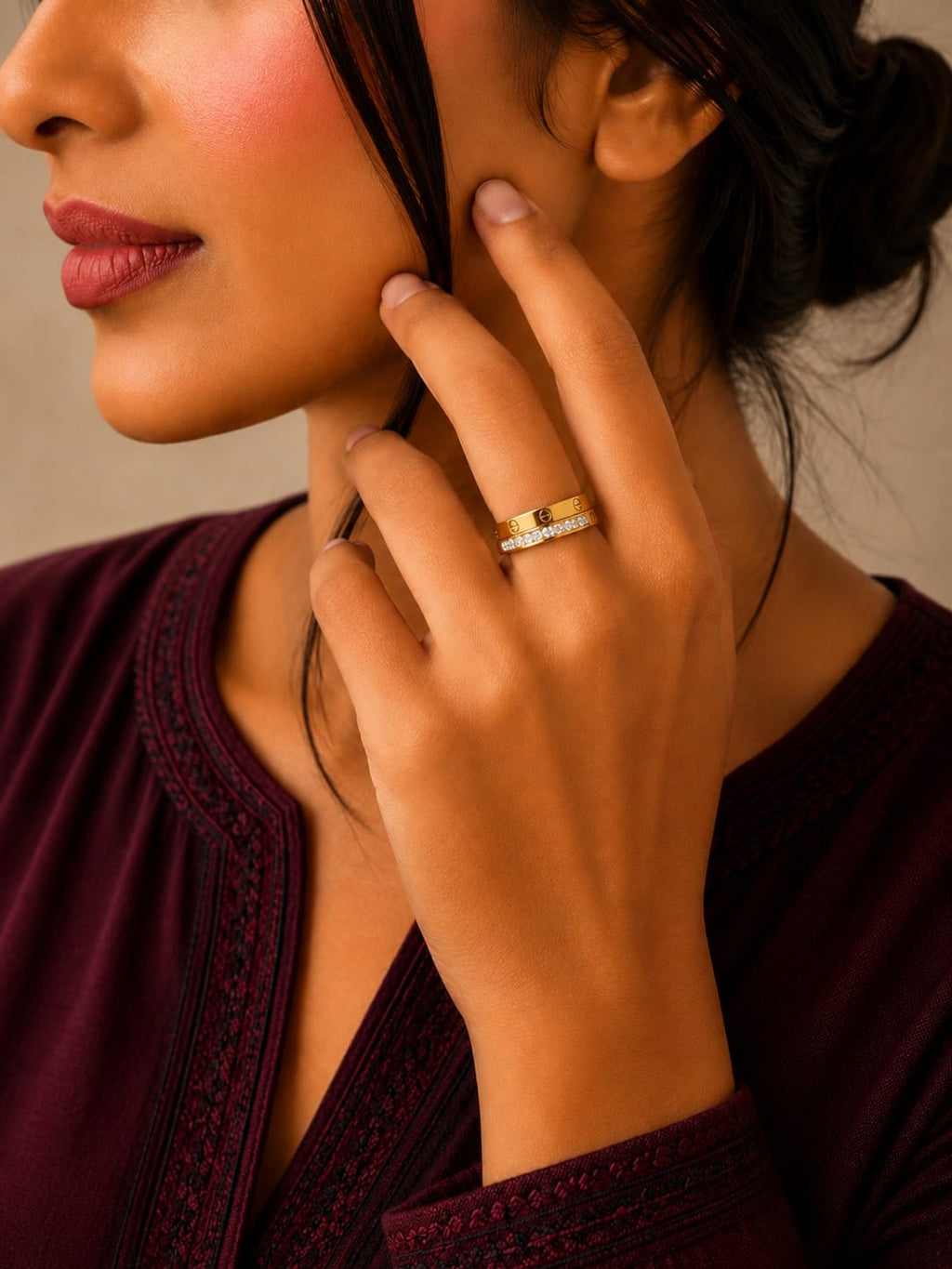Royale Spark Ring