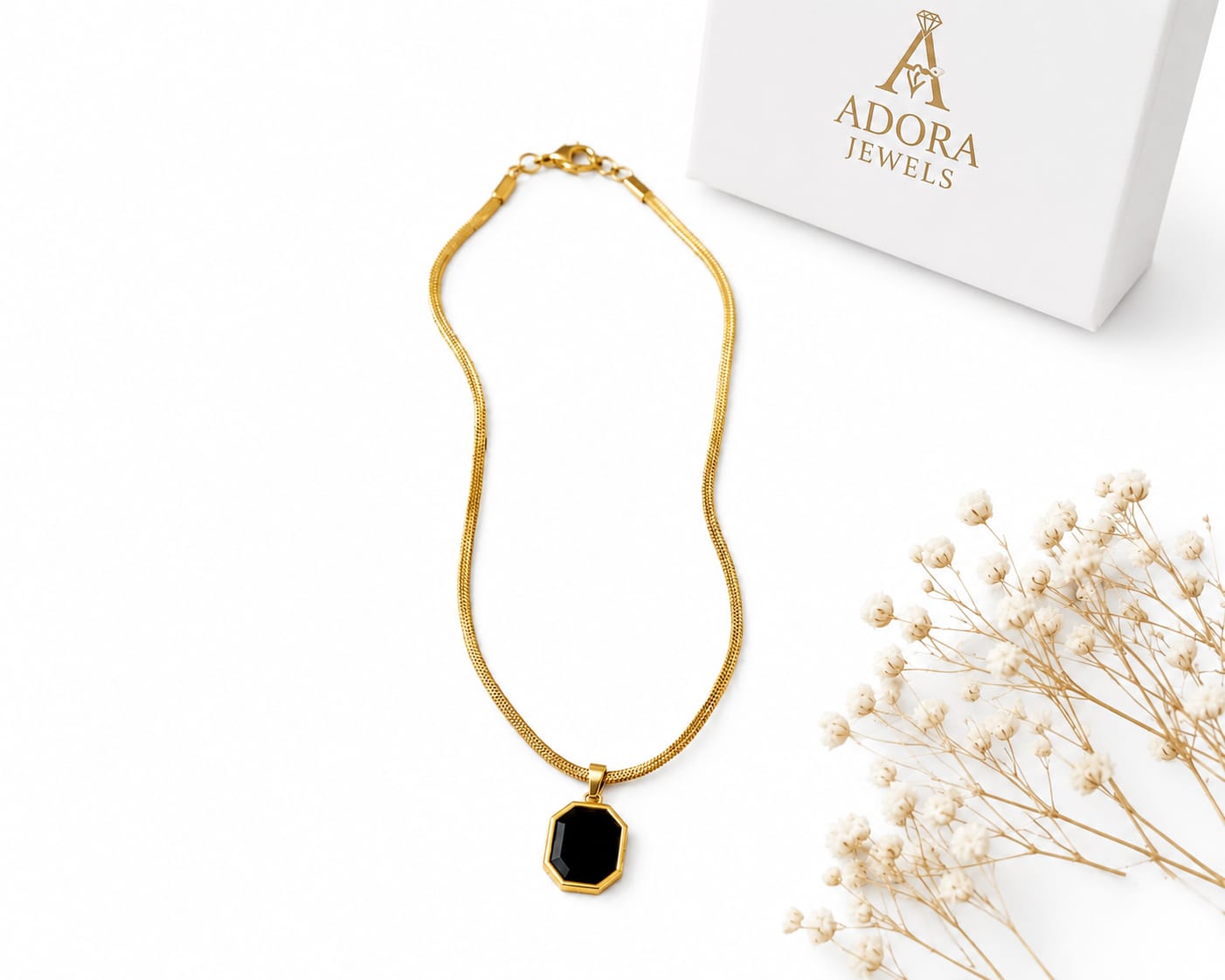 Midnight Elegance Pendant Necklace